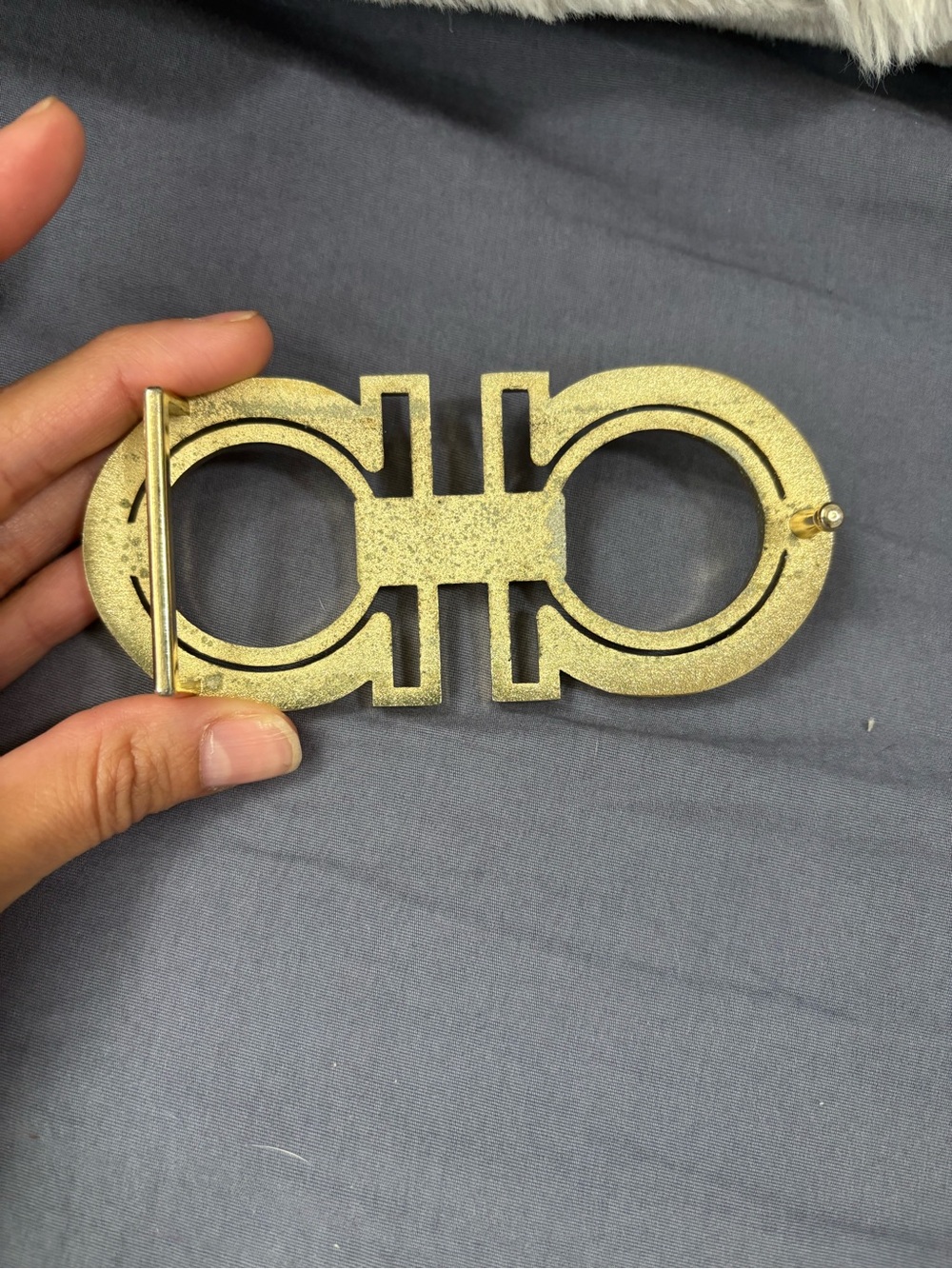 Salvatore Ferragamo Gold Crystal Double Gancio Belt Buckle - Picture 3 of 5